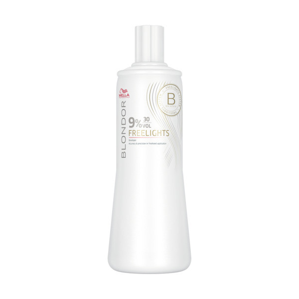 Wella Blondor Freelights Oxidationsmittel 9% Wella Blondor Freelights Oxidationsmittel 9%