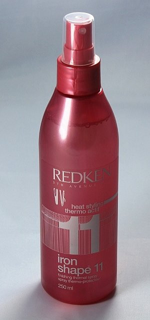 Redken - SALE - Pink Edition Heat Styling Iron Shape 11